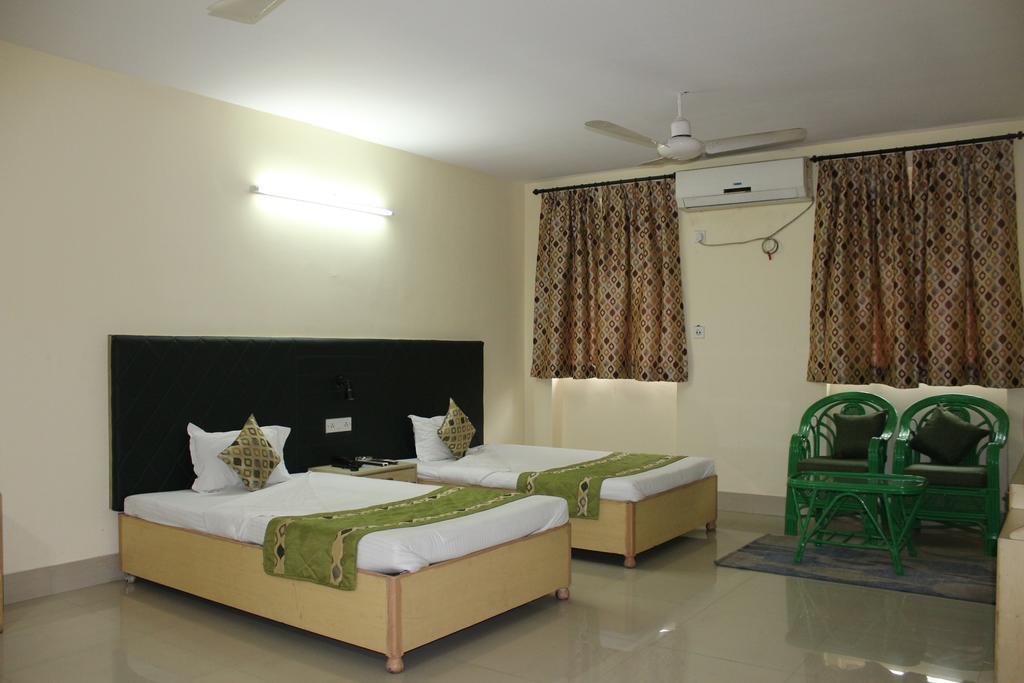 Chowdhury'S Guest House Kolkata Exterior photo